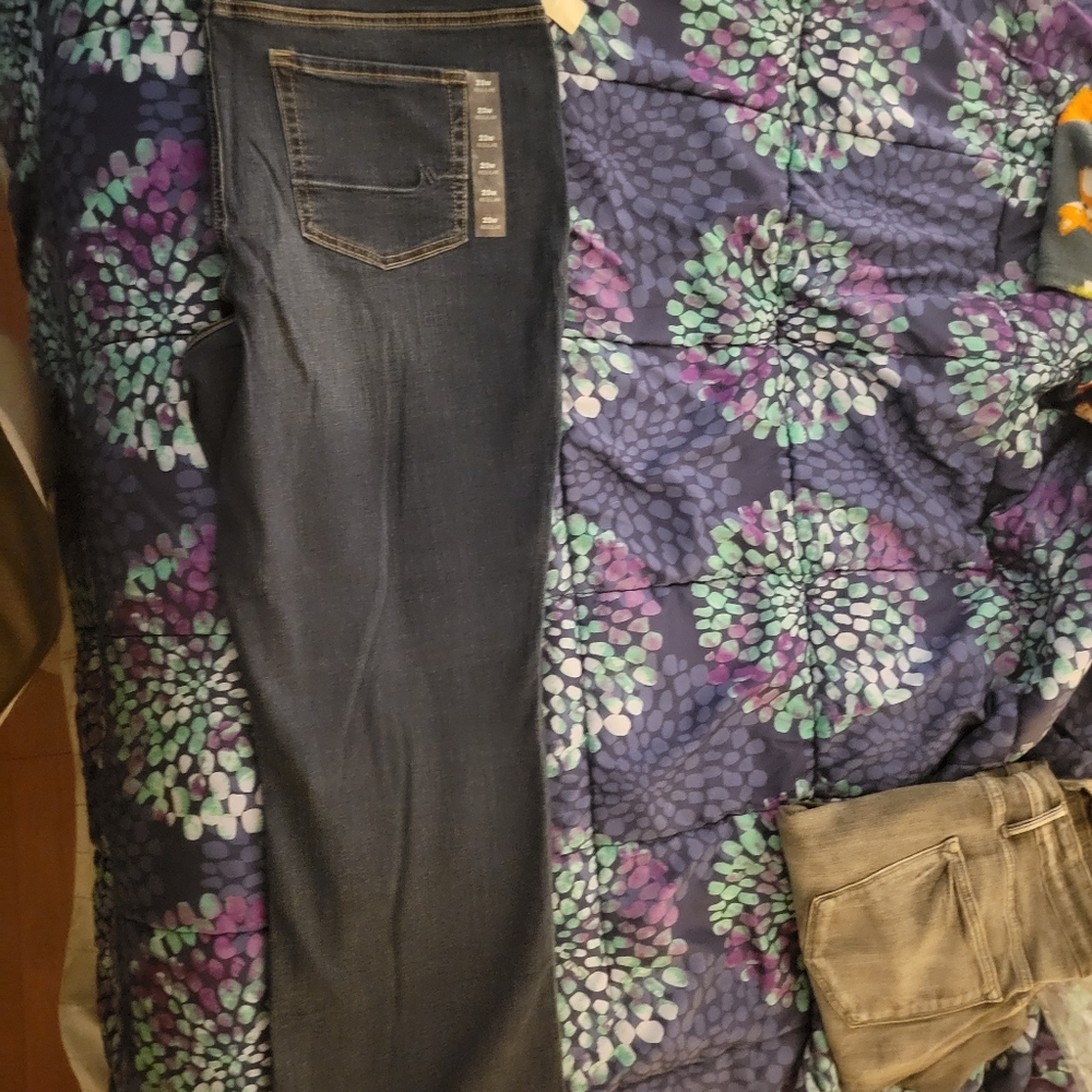 Maurices High Rise Curvy Jeans